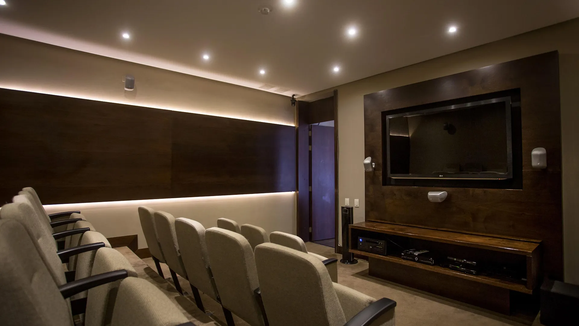 Hotel 93 Luxury Suites By Preferred Bogota 5*,  Colombia